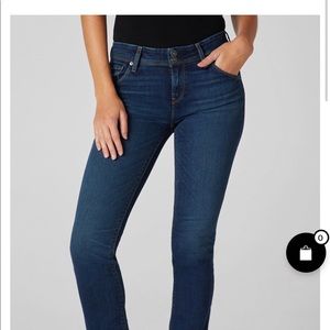 Hudson Beth Mid-Rise Baby Bootcut Jeans. Like new
